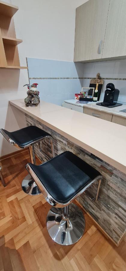 Design Apartment Business Lux 4 Star "Rio" Completely Business Lux Place In The City Center & Free Included Industry Optical Wifi & Netflix & Keyless Code Entry & Full Smart App & Kitchen & Washing Machine & Wide Terrace & Secure 2 Parking Place Ćuprija Zewnętrze zdjęcie