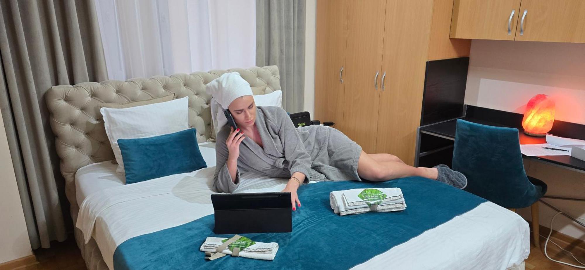 Design Apartment Business Lux 4 Star "Rio" Completely Business Lux Place In The City Center & Free Included Industry Optical Wifi & Netflix & Keyless Code Entry & Full Smart App & Kitchen & Washing Machine & Wide Terrace & Secure 2 Parking Place Ćuprija Zewnętrze zdjęcie