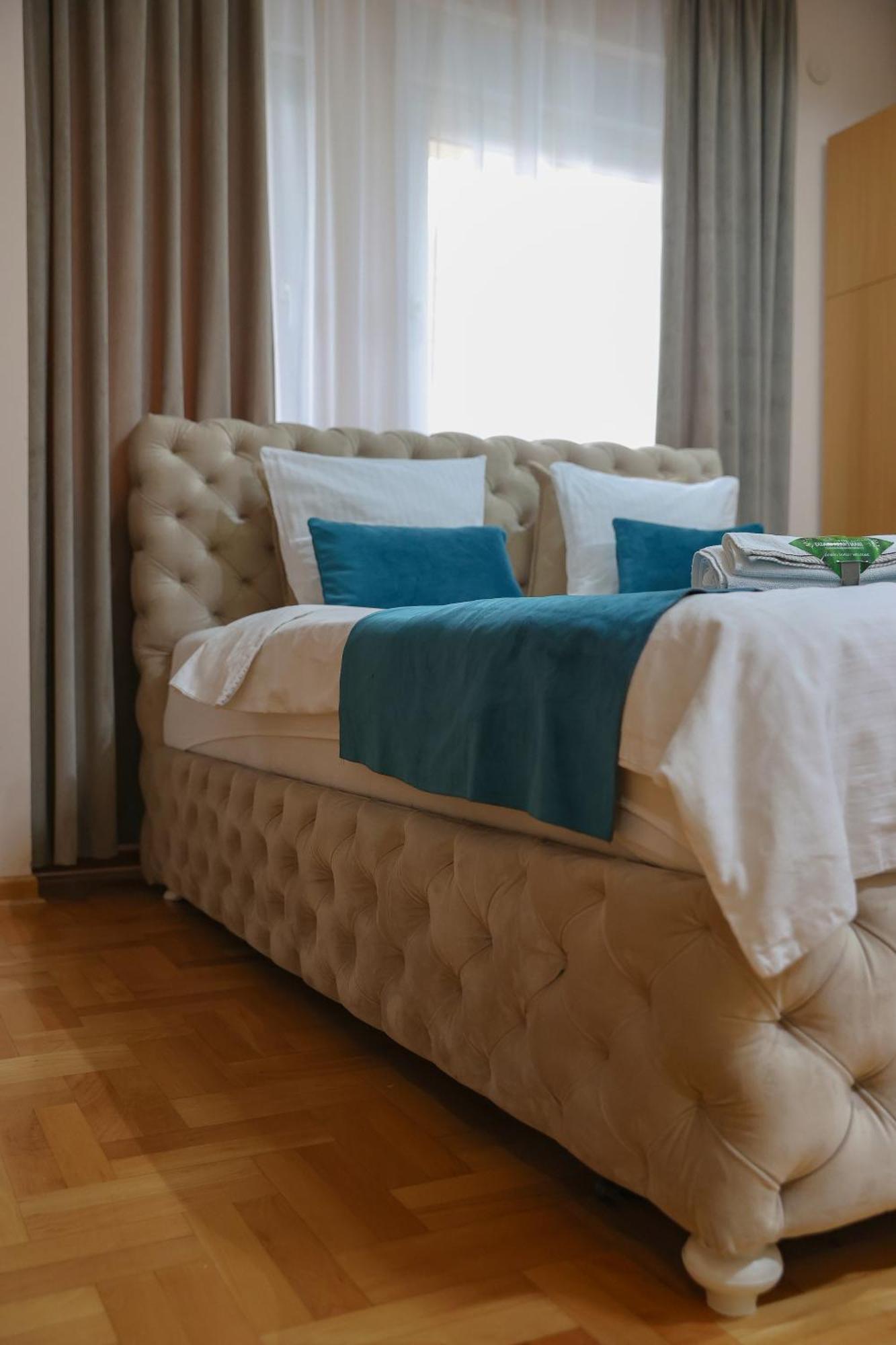 Design Apartment Business Lux 4 Star "Rio" Completely Business Lux Place In The City Center & Free Included Industry Optical Wifi & Netflix & Keyless Code Entry & Full Smart App & Kitchen & Washing Machine & Wide Terrace & Secure 2 Parking Place Ćuprija Zewnętrze zdjęcie